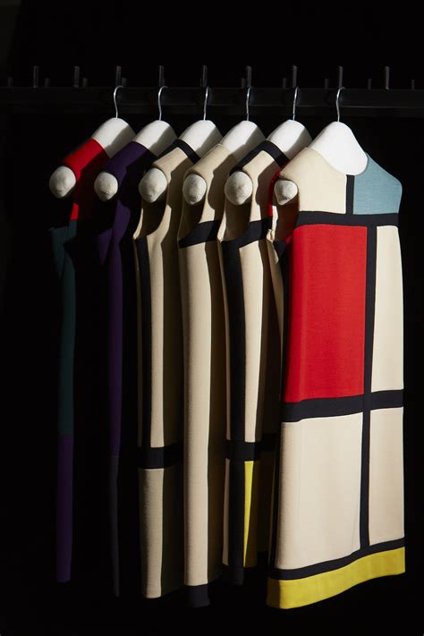 robe chanel piet mondrian|saint laurent mondrian.